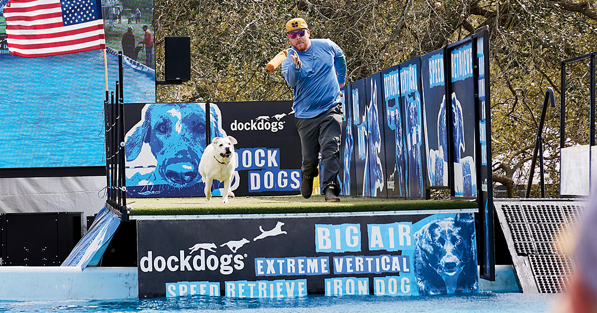 Peter Frank Edwards_DockDogs.jpg