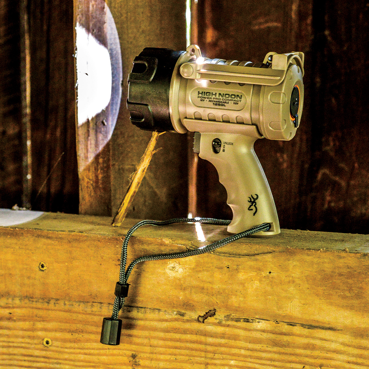 Browning High Noon 4C Hunting Light - 1000 Lumens, 725 Yard Beam, Polycarbonate Body