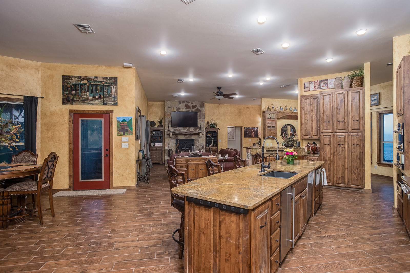 Quail Lodge Main Room - Copy.jpg