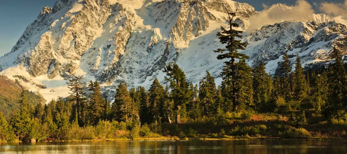Snow on the Alaska mountains